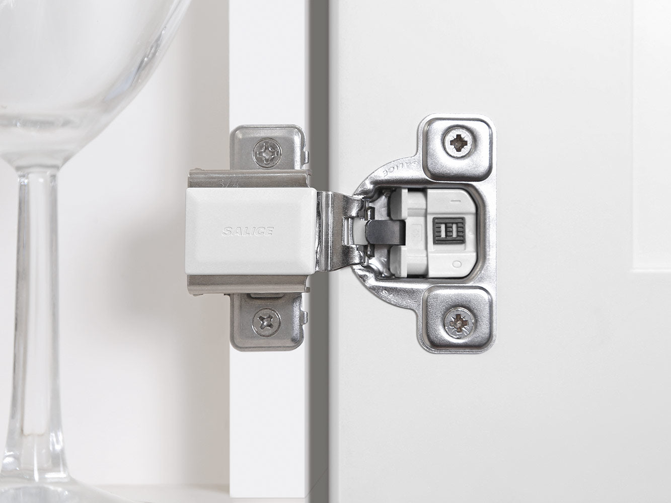 Salice Compact Hinge w/ Soft Close